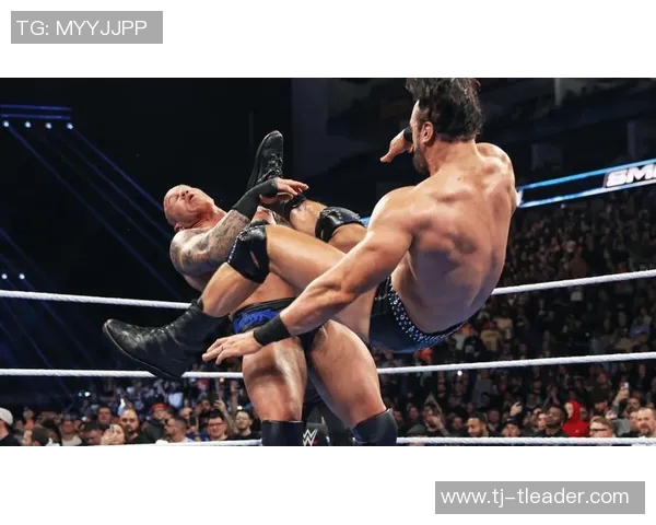 德鲁与罗伯特的巅峰对决谁能在WWE赛场上笑到最后