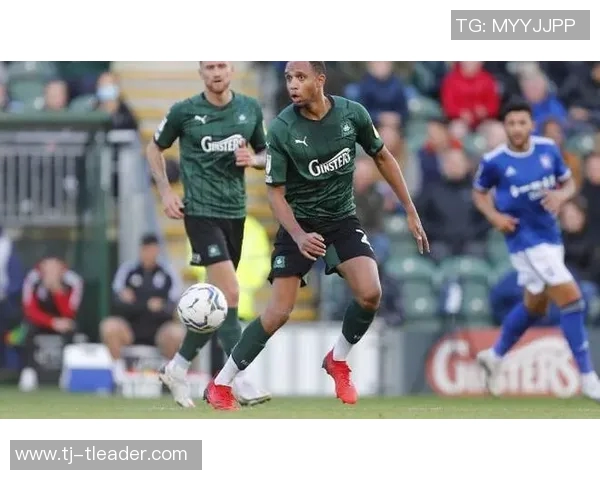 林肯城与罗瑟汉姆激战正酣谁能在这场较量中脱颖而出