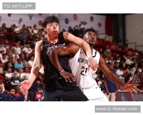 火箭队与开拓者队精彩对决直播全程回顾与分析