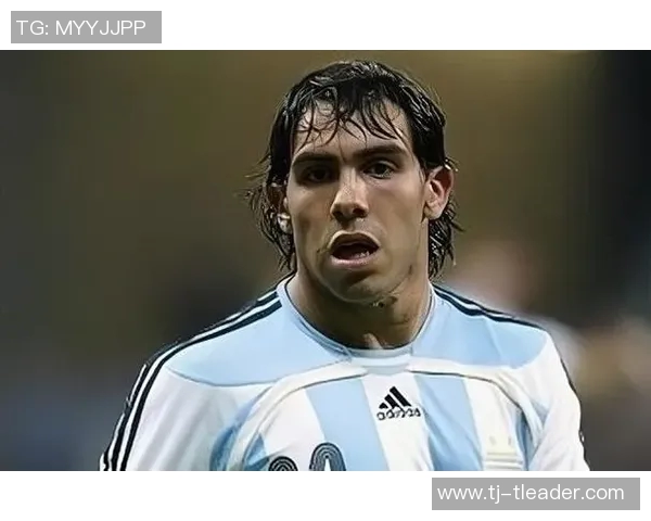 特维斯与梅西的足球传奇对决谁才是阿根廷的真正骄傲