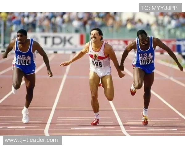 墨尔本骑士迎战阿东那期待精彩对决与激烈竞争