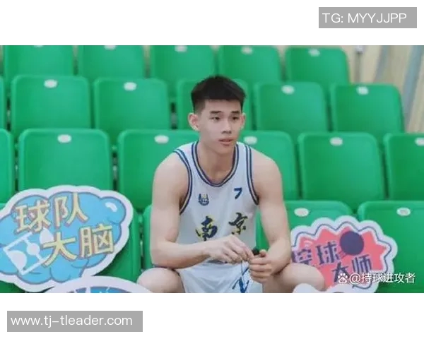 林葳的成长之路:从青涩学子到职场精英的蜕变与奋斗