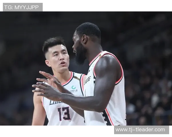 重庆篮球队的整体压制战术解析与深度剖析