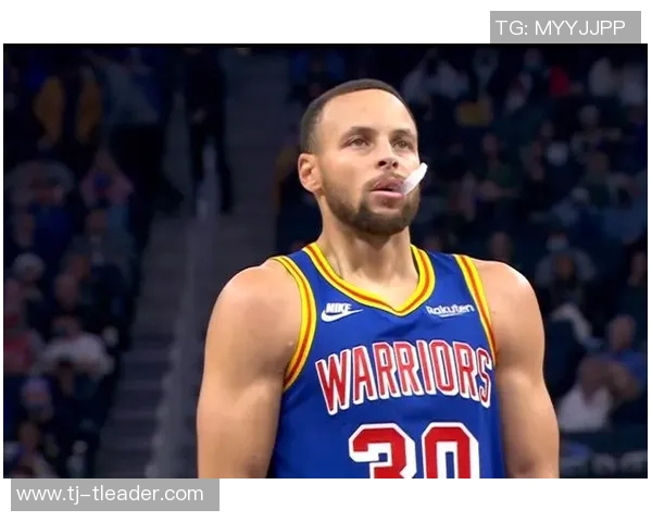 WE战队在冠军杯积分榜中以58分稳居第一位置，领先对手显著